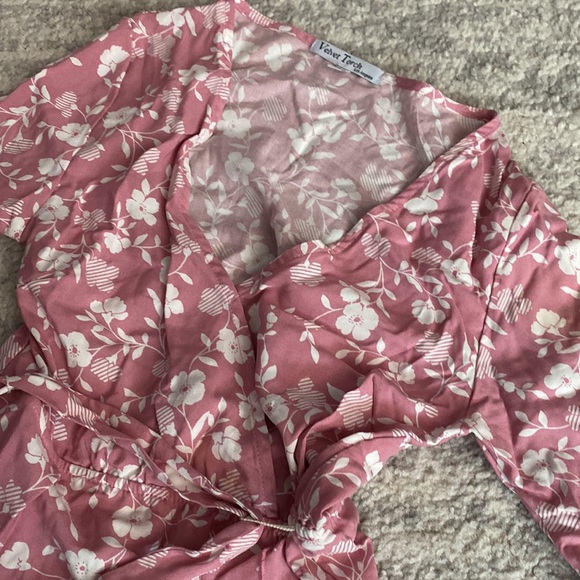 Pink dress - Picture 2 of 2